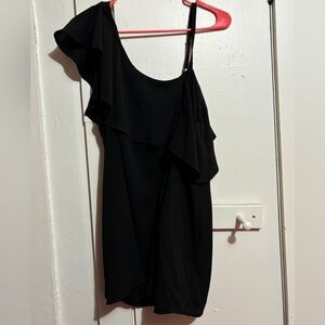 Torrid asymmetrical party top size 2 (18/20)